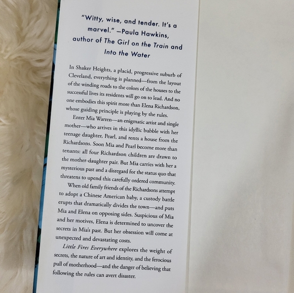 Little Fires Everywhere A Novel - Picture 2 of 4